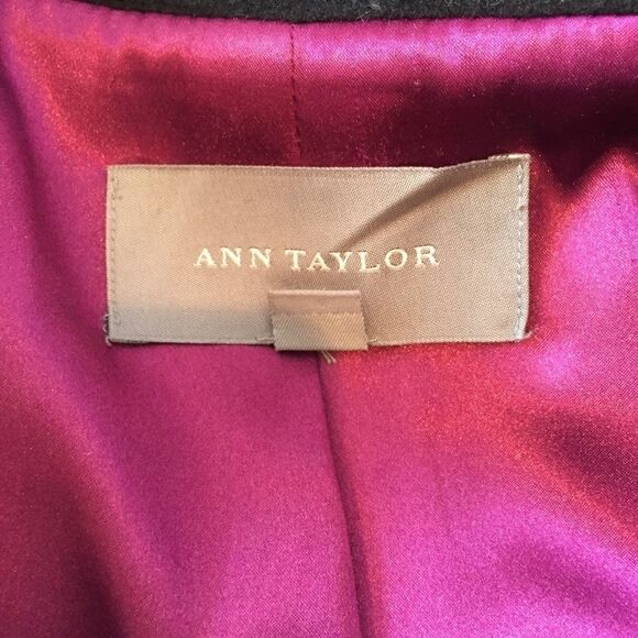 Ann Taylor Coat - Picture 5 of 8
